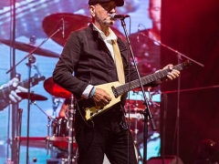 40557674_2109516815971115_895415915741446144_n