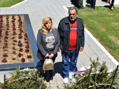 APR_9023