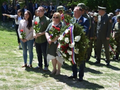 APR_9057