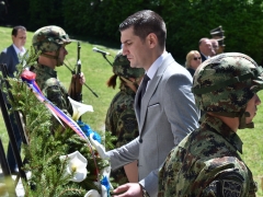 APR_9072