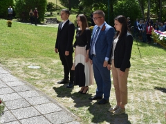 APR_9105