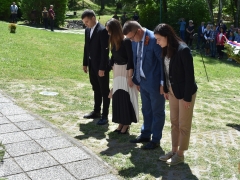 APR_9106
